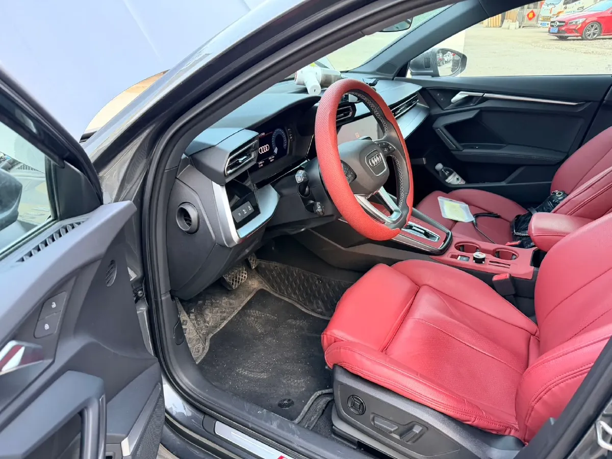 2025 Audi A3 1.5T 160HP L4 7DCT,autocango,china used car exporter,china ev exporter,chinese used car exporter,chinese used ev exporter