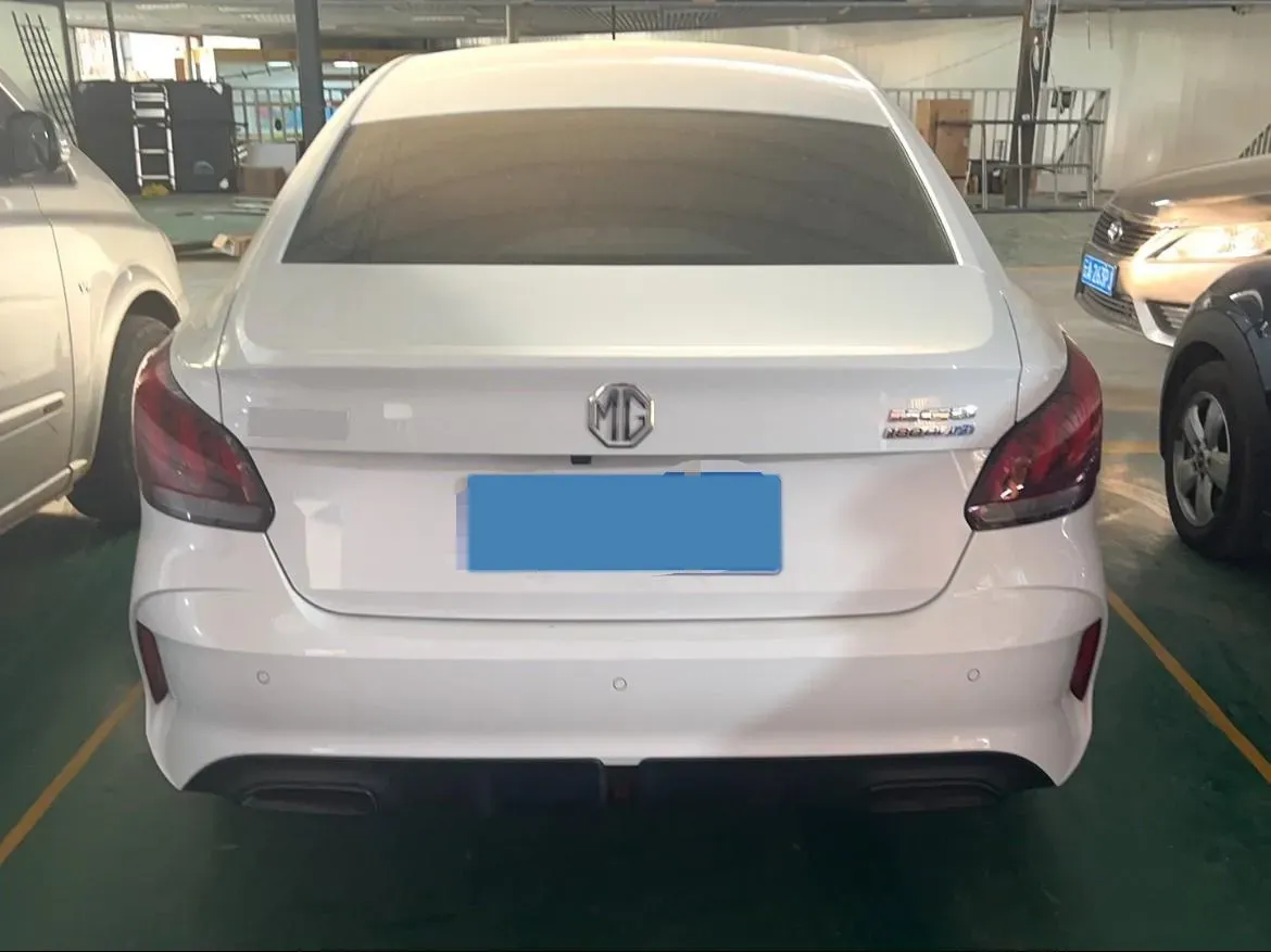 2023 MG 5 1.5L 129HP L4 5MT,autocango,china used car exporter,china ev exporter,chinese used car exporter,chinese used ev exporter