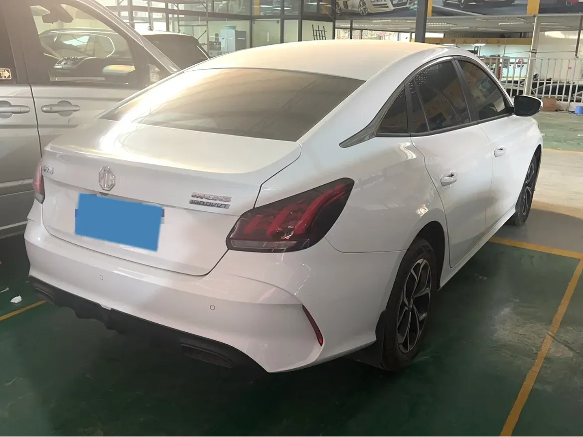 2023 MG 5 1.5L 129HP L4 5MT,autocango,china used car exporter,china ev exporter,chinese used car exporter,chinese used ev exporter