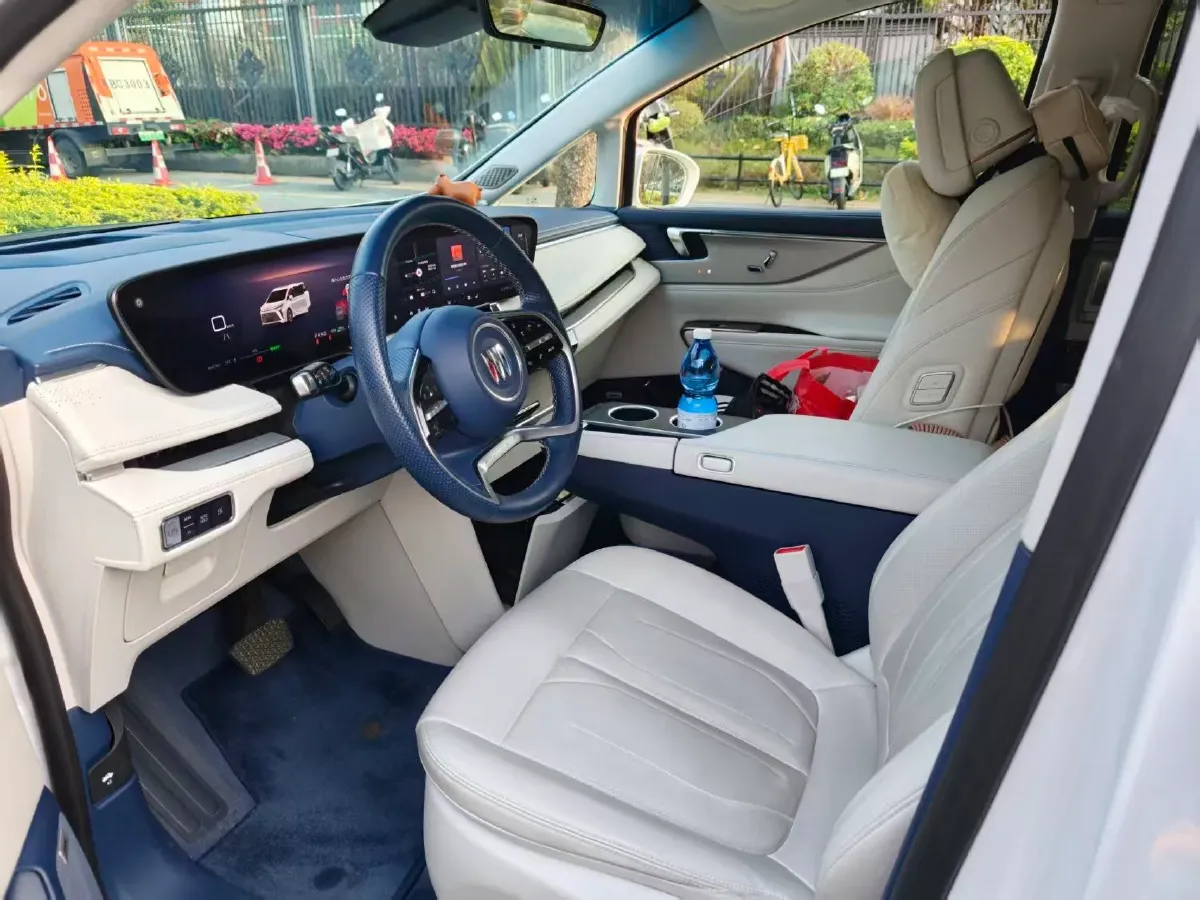 2024 Buick GL8 1.5T 180HP L4 2DHT PHEV 24.4KWH,autocango,china used car exporter,china ev exporter,chinese used car exporter,chinese used ev exporter