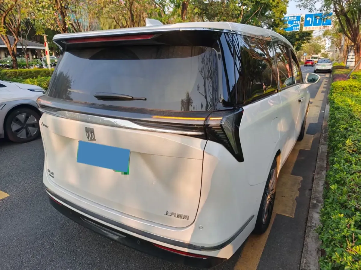 2024 Buick GL8 1.5T 180HP L4 2DHT PHEV 24.4KWH,autocango,china used car exporter,china ev exporter,chinese used car exporter,chinese used ev exporter