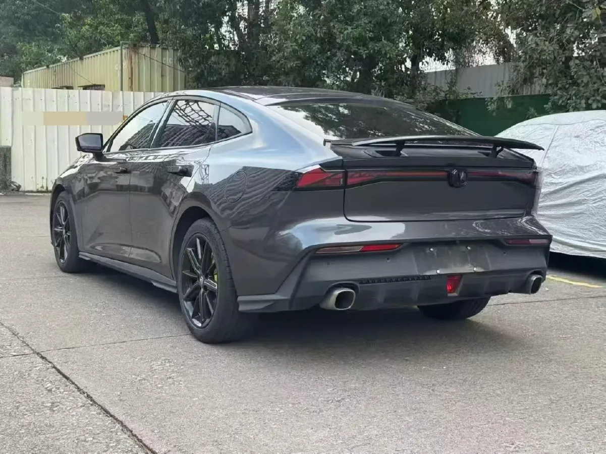 2022 ChangAn UNI-V 1.5T 188HP L4 7DCT,autocango,china used car exporter,china ev exporter,chinese used car exporter,chinese used ev exporter