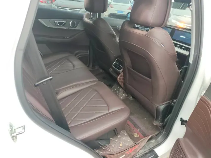 2022 Chery Tiggo 8 PRO 1.6T 197HP L4 7DCT,autocango,china used car exporter,china ev exporter,chinese used car exporter,chinese used ev exporter