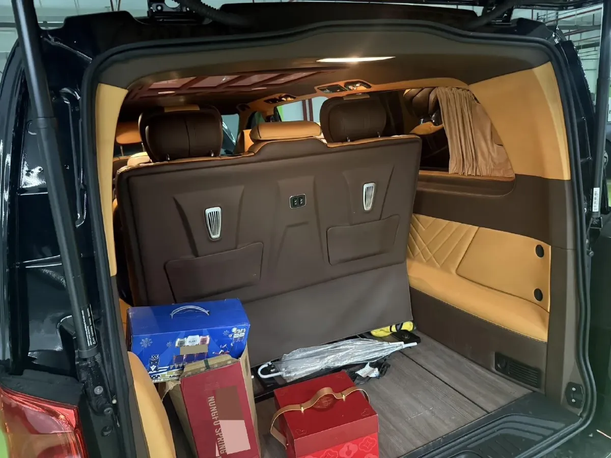 2021 Mercedes-Benz Vito 2.0T 211HP L4 9AT,autocango,china used car exporter,china ev exporter,chinese used car exporter,chinese used ev exporter