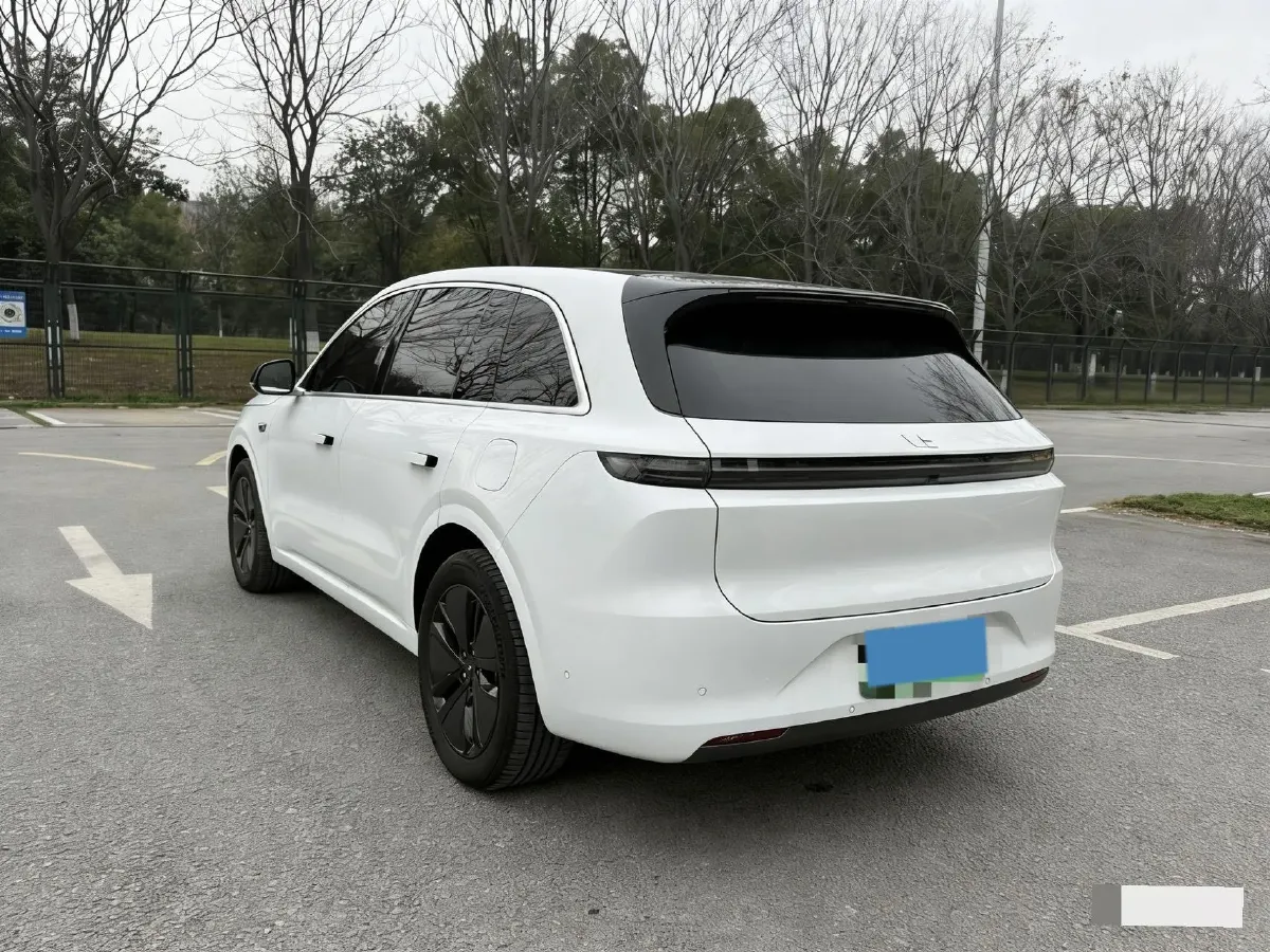 2024 Li L6 Range Extended 154HP L4 REEV 36.8KWH,autocango,china used car exporter,china ev exporter,chinese used car exporter,chinese used ev exporter