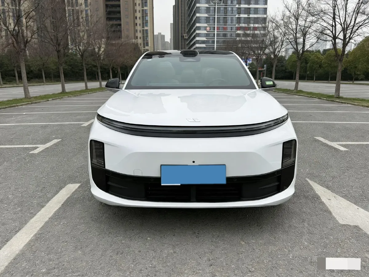 2024 Li L6 Range Extended 154HP L4 REEV 36.8KWH,autocango,china used car exporter,china ev exporter,chinese used car exporter,chinese used ev exporter