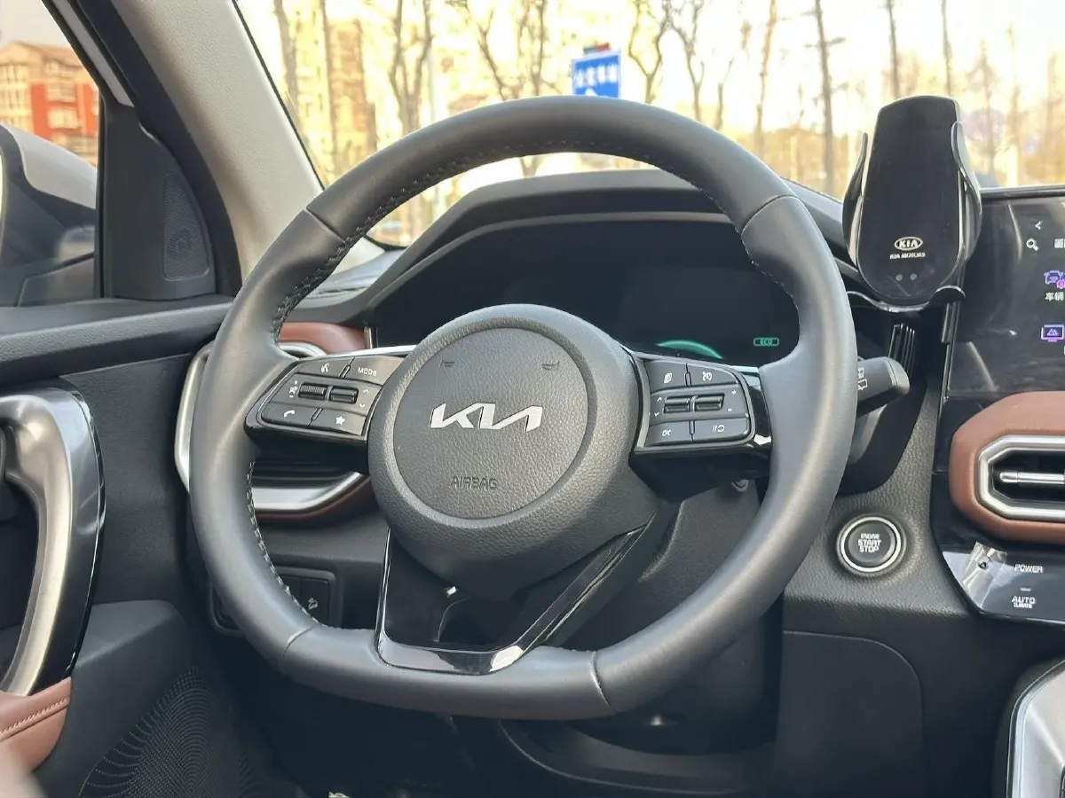 2021 Kia Sportage R 2.0L 161HP L4 6AT,autocango,china used car exporter,china ev exporter,chinese used car exporter,chinese used ev exporter