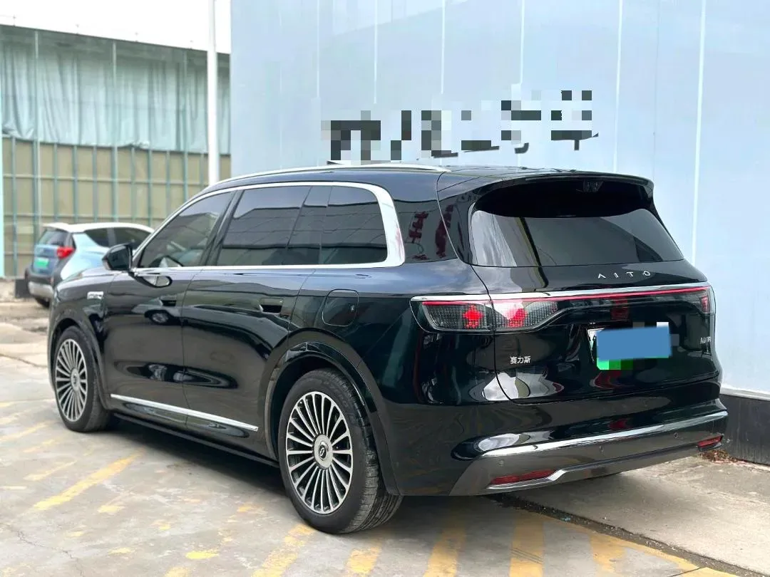 2025 AITO AITO M8 REEV 160HP REEV 53.4KWH,autocango,china used car exporter,china ev exporter,chinese used car exporter,chinese used ev exporter
