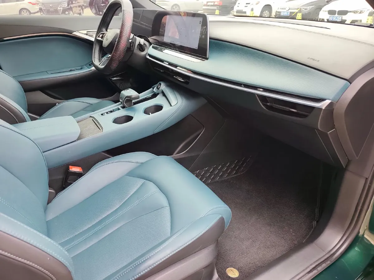 2023 MG 7 1.5T 188HP L4 7DCT,autocango,china used car exporter,china ev exporter,chinese used car exporter,chinese used ev exporter