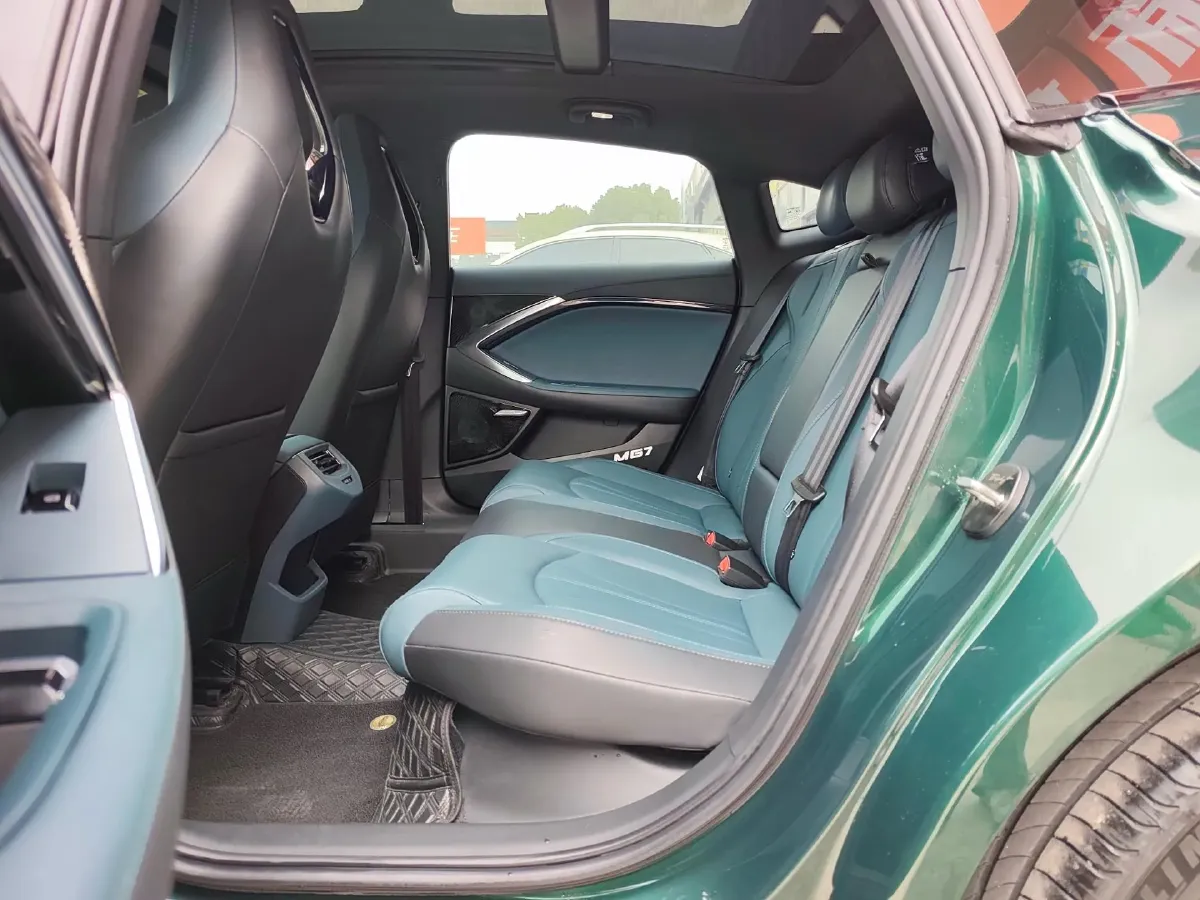 2023 MG 7 1.5T 188HP L4 7DCT,autocango,china used car exporter,china ev exporter,chinese used car exporter,chinese used ev exporter