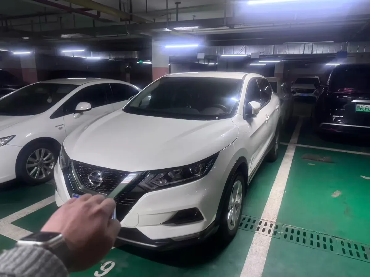 2022 Nissan Qashqai 2.0L 151HP L4 CVT,autocango,china used car exporter,china ev exporter,chinese used car exporter,chinese used ev exporter