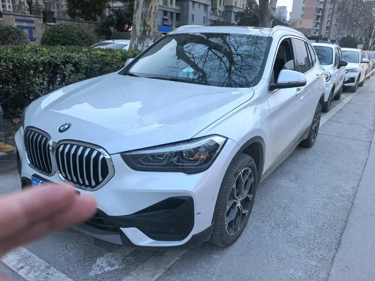 2022 BMW X1 2.0T 192HP L4 7DCT,autocango,china used car exporter,china ev exporter,chinese used car exporter,chinese used ev exporter