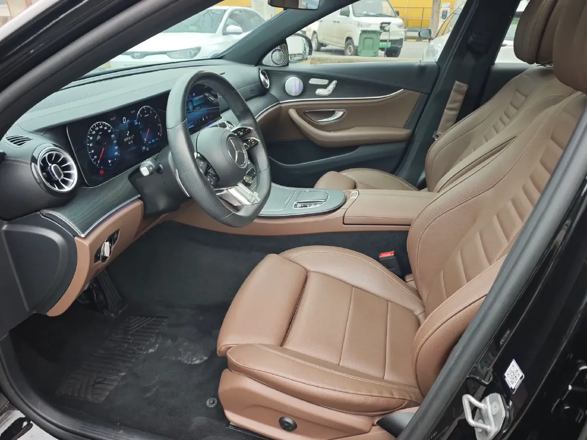 2021 Mercedes-Benz E Class 1.5T 184HP L4 9AT,autocango,china used car exporter,china ev exporter,chinese used car exporter,chinese used ev exporter