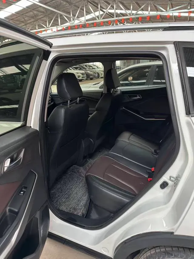 2019 ChangAn CS15 1.5L 107HP L4 5DCT,autocango,china used car exporter,china ev exporter,chinese used car exporter,chinese used ev exporter