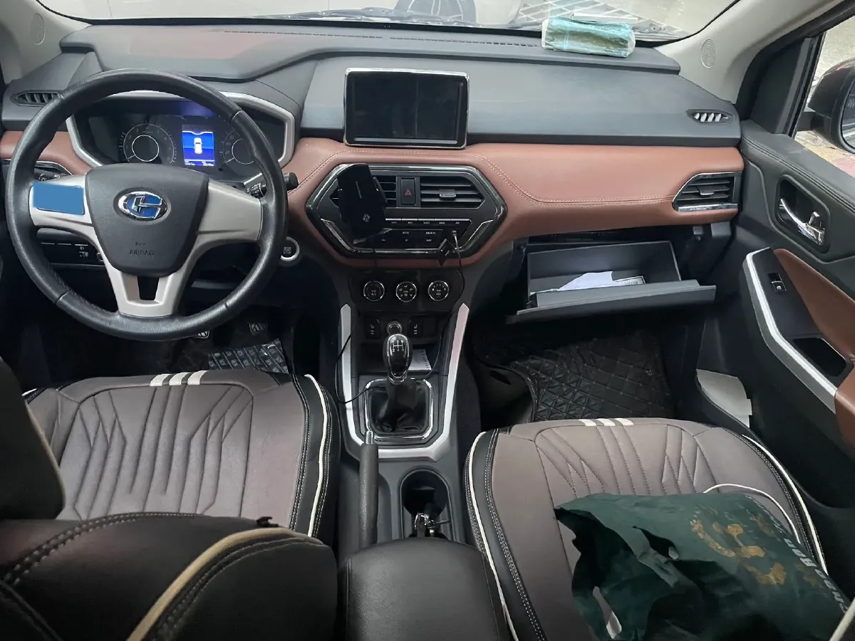 2017 BAIC ChangHe M70 1.5L 113HP L4 5MT,autocango,china used car exporter,china ev exporter,chinese used car exporter,chinese used ev exporter