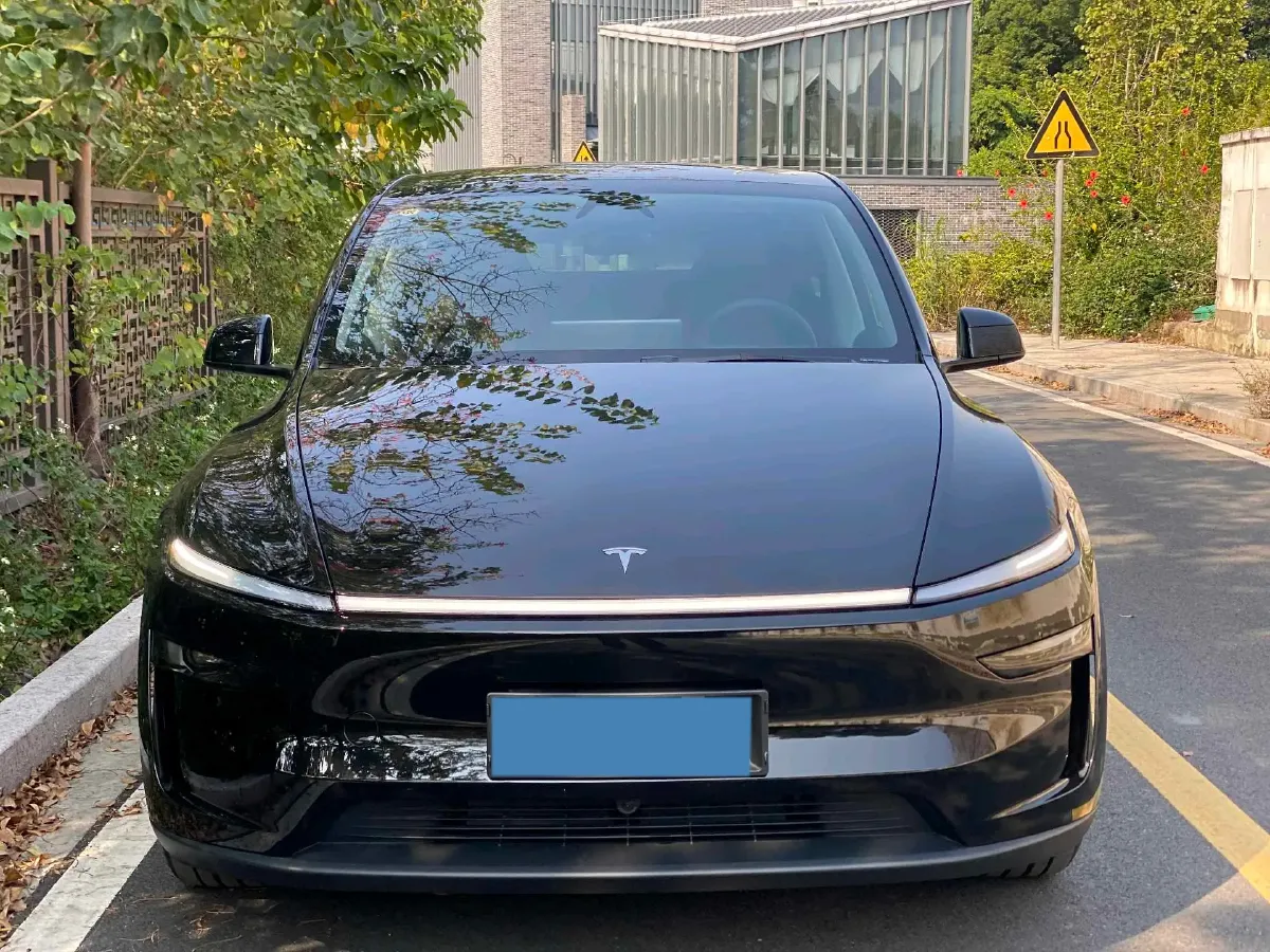 2026 Tesla Model Y BEV,autocango,china used car exporter,china ev exporter,chinese used car exporter,chinese used ev exporter