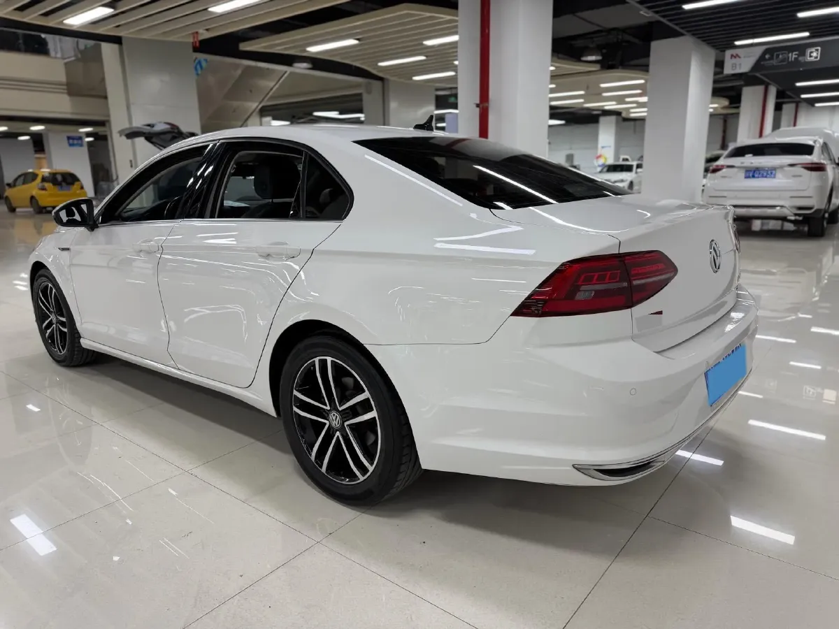 2021 Volkswagen Lamando 1.4T 150HP L4 7DCT,autocango,china used car exporter,china ev exporter,chinese used car exporter,chinese used ev exporter