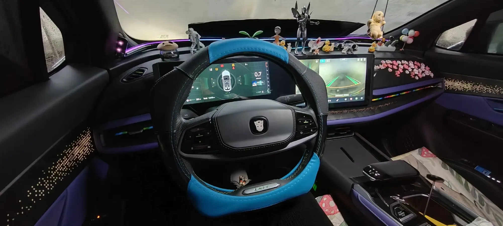 2022 ChangAn UNI-T 2.0T 233HP L4 8AT,autocango,china used car exporter,china ev exporter,chinese used car exporter,chinese used ev exporter