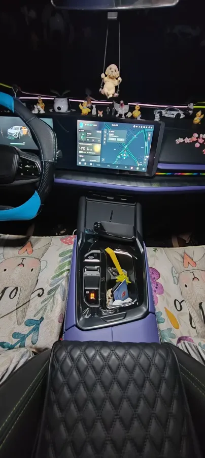 2022 ChangAn UNI-T 2.0T 233HP L4 8AT,autocango,china used car exporter,china ev exporter,chinese used car exporter,chinese used ev exporter