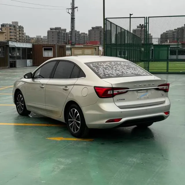 2019 Roewe i5 1.5L 120HP L4 5MT,autocango,china used car exporter,china ev exporter,chinese used car exporter,chinese used ev exporter