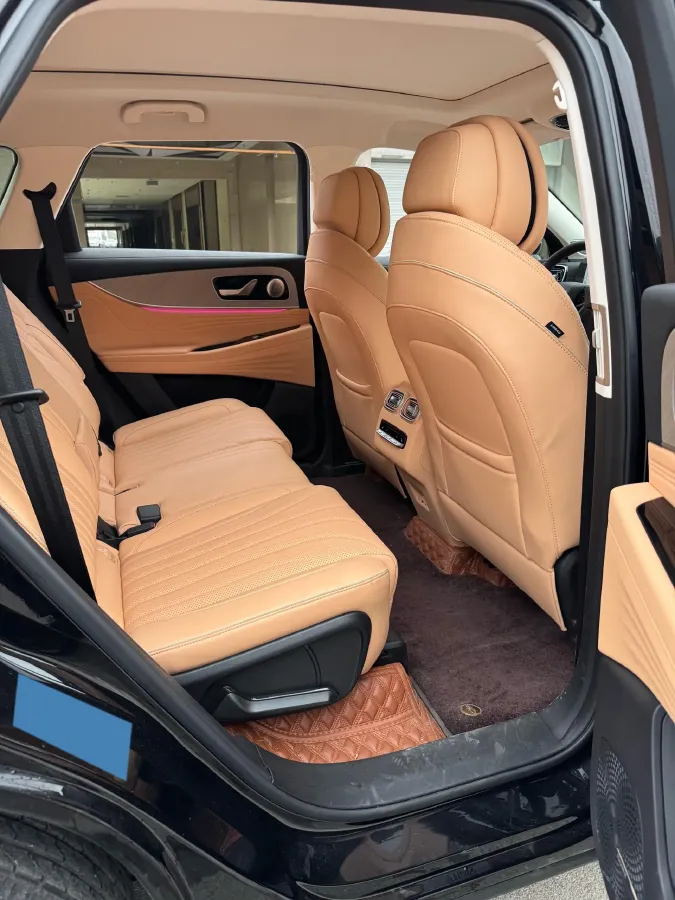 2023 Chery Tiggo 9 2.0T 261HP L4 8AT,autocango,china used car exporter,china ev exporter,chinese used car exporter,chinese used ev exporter