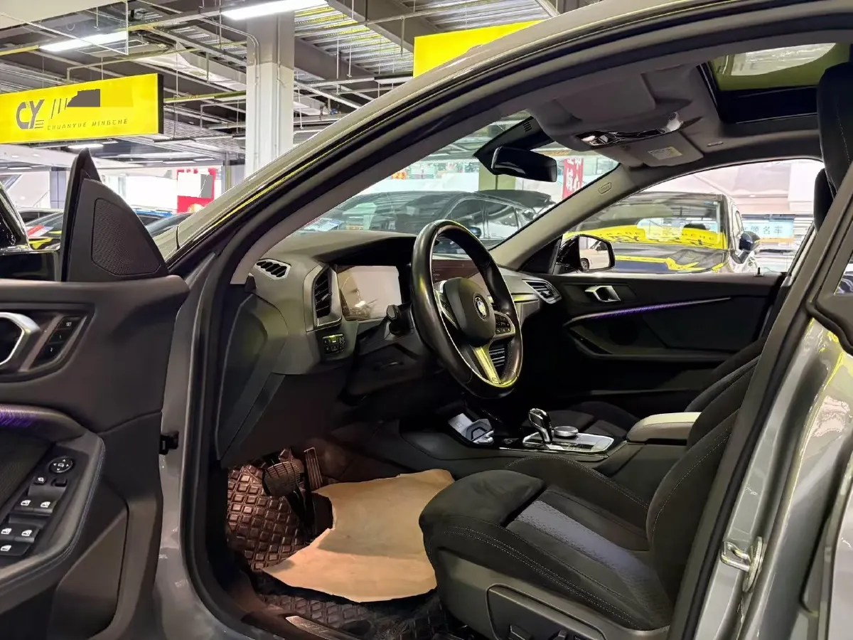 2021 BMW 2 Series 2.0T 192HP L4 7DCT,autocango,china used car exporter,china ev exporter,chinese used car exporter,chinese used ev exporter