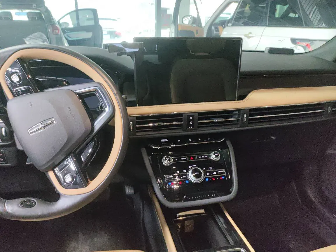 2022 Lincoln Corsair 2.0T 245HP L4 8AT,autocango,china used car exporter,china ev exporter,chinese used car exporter,chinese used ev exporter