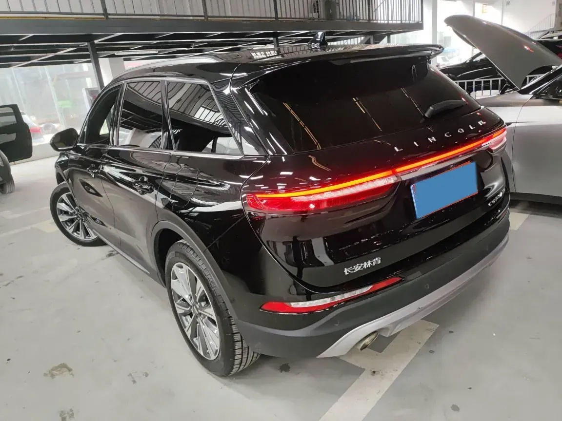 2022 Lincoln Corsair 2.0T 245HP L4 8AT,autocango,china used car exporter,china ev exporter,chinese used car exporter,chinese used ev exporter