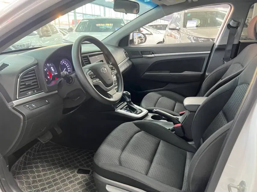2016 Hyundai Elantra 1.6L 130HP L4 6AT,autocango,china used car exporter,china ev exporter,chinese used car exporter,chinese used ev exporter