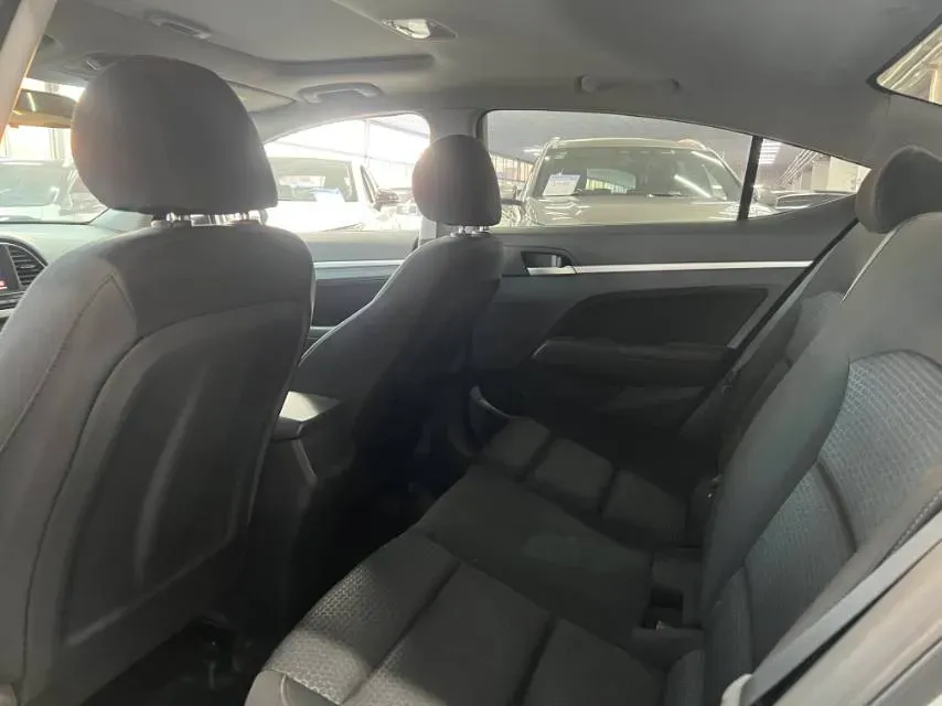 2016 Hyundai Elantra 1.6L 130HP L4 6AT,autocango,china used car exporter,china ev exporter,chinese used car exporter,chinese used ev exporter