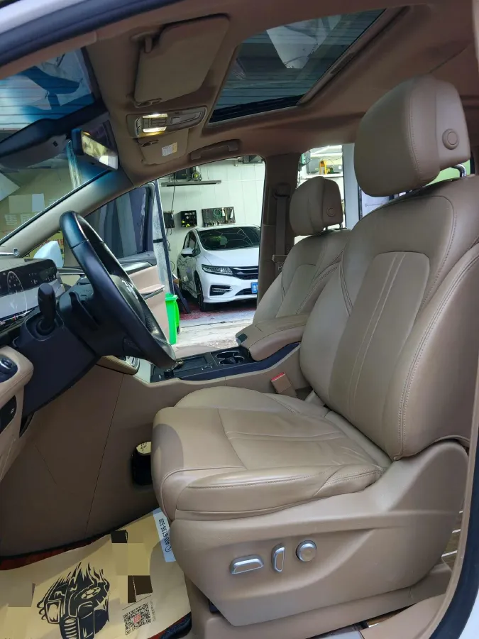 2021 Buick GL8 2.0T 237HP L4 9AT,autocango,china used car exporter,china ev exporter,chinese used car exporter,chinese used ev exporter