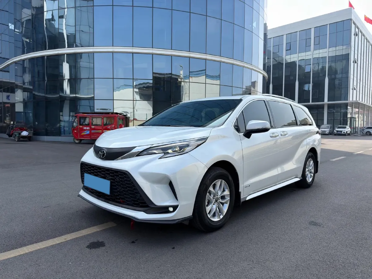 2024 Toyota Granvia 2.5L 189HP L4 E-CVT Hybrid,autocango,china used car exporter,china ev exporter,chinese used car exporter,chinese used ev exporter