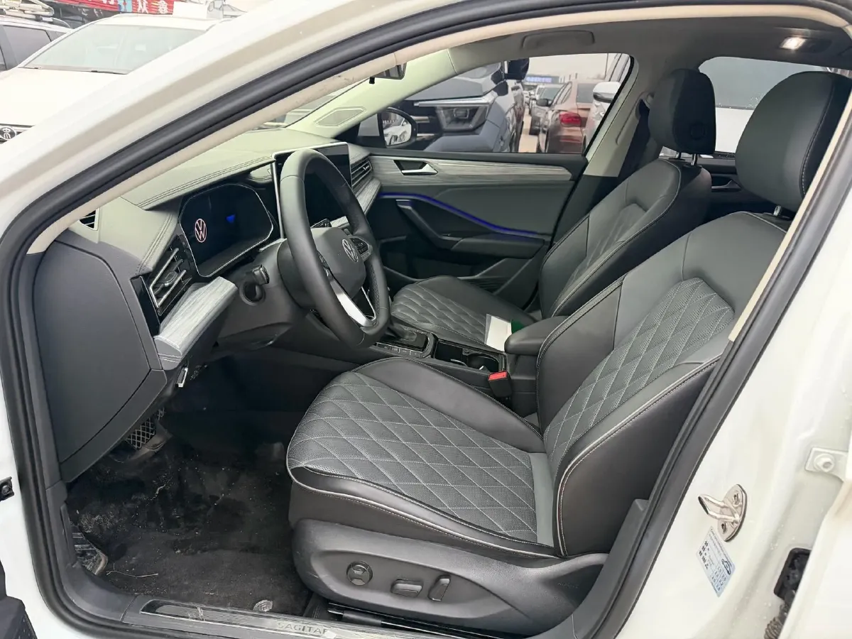 2023 Volkswagen Sagitar 1.5T 160HP L4 7DCT,autocango,china used car exporter,china ev exporter,chinese used car exporter,chinese used ev exporter