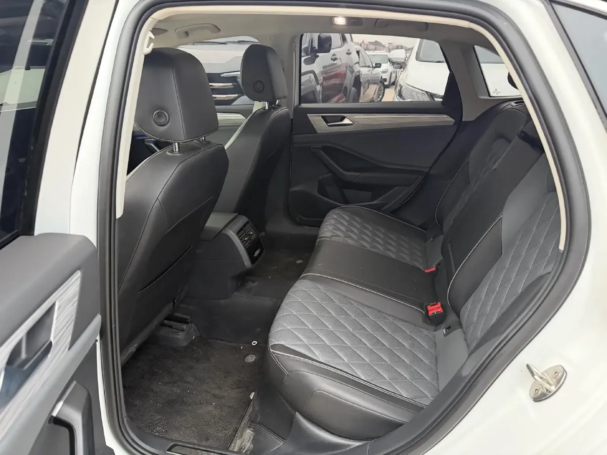 2023 Volkswagen Sagitar 1.5T 160HP L4 7DCT,autocango,china used car exporter,china ev exporter,chinese used car exporter,chinese used ev exporter