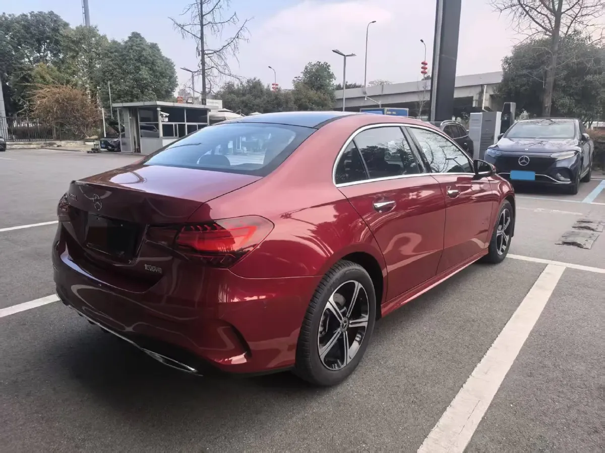 2023 Mercedes-Benz A Class 1.3T 163HP L4 7DCT,autocango,china used car exporter,china ev exporter,chinese used car exporter,chinese used ev exporter