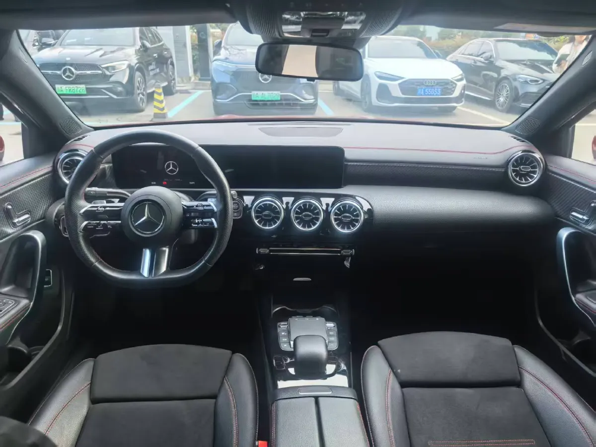2023 Mercedes-Benz A Class 1.3T 163HP L4 7DCT,autocango,china used car exporter,china ev exporter,chinese used car exporter,chinese used ev exporter