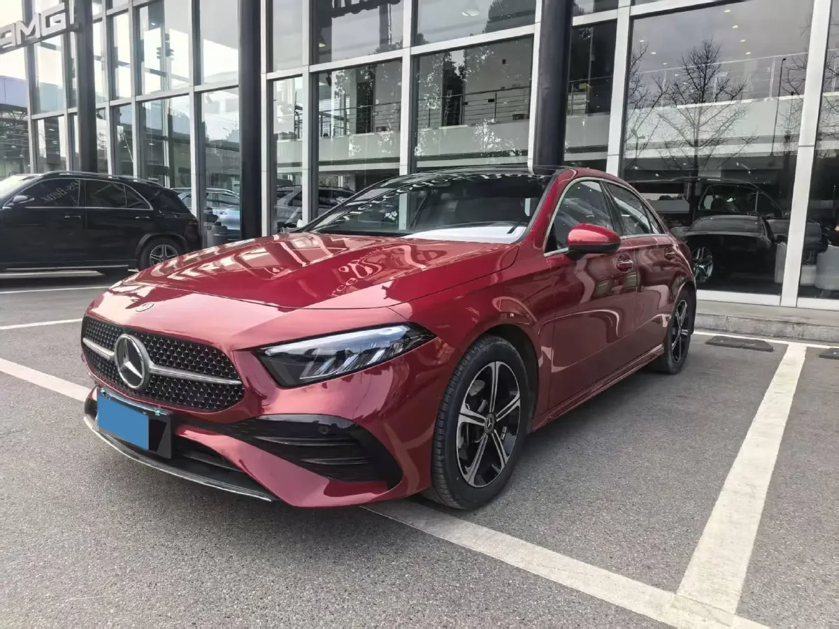 2023 Mercedes-Benz A Class 1.3T 163HP L4 7DCT,autocango,china used car exporter,china ev exporter,chinese used car exporter,chinese used ev exporter