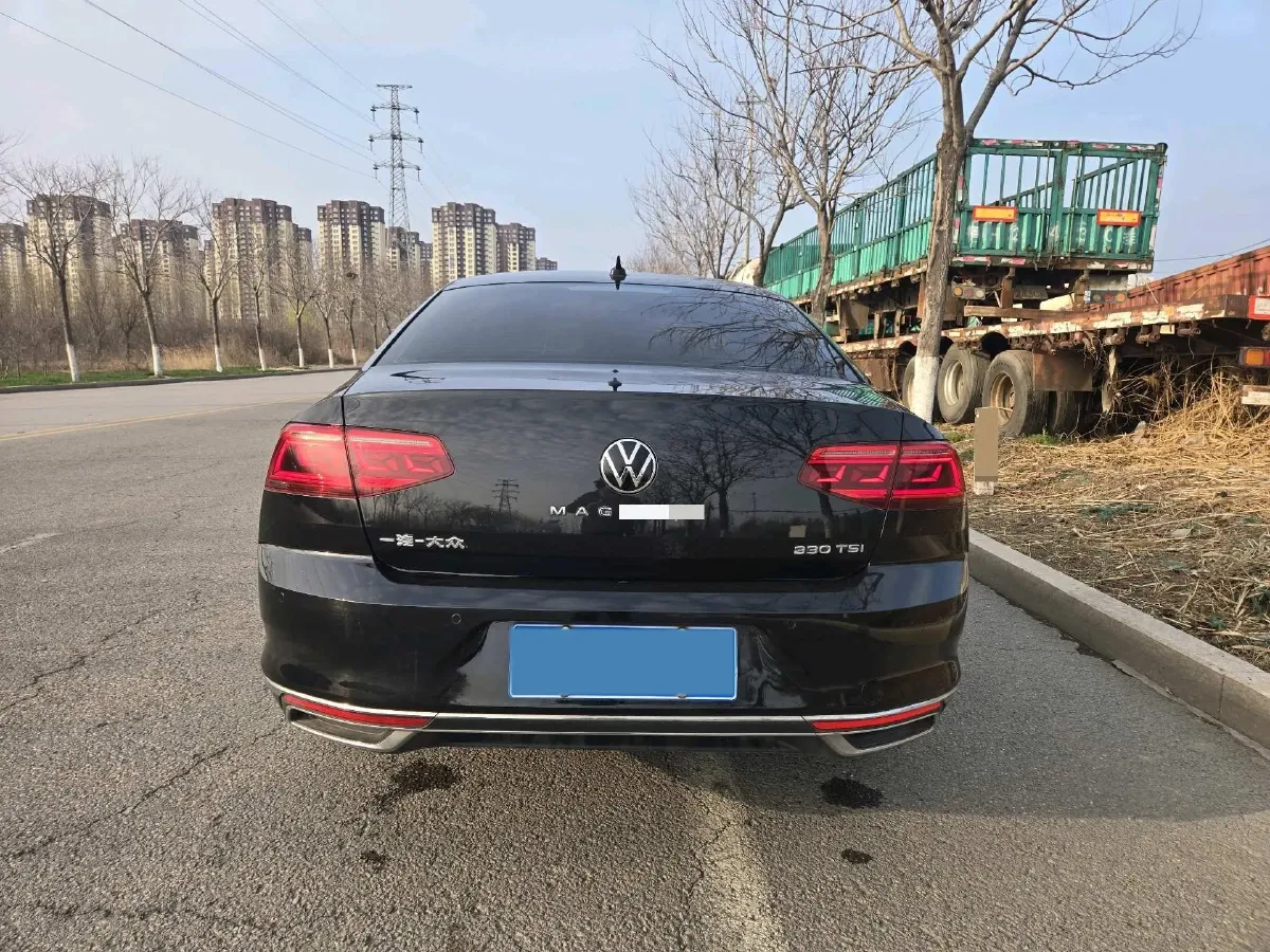 2021 Volkswagen Magotan 2.0T 186HP L4 7DCT,autocango,china used car exporter,china ev exporter,chinese used car exporter,chinese used ev exporter