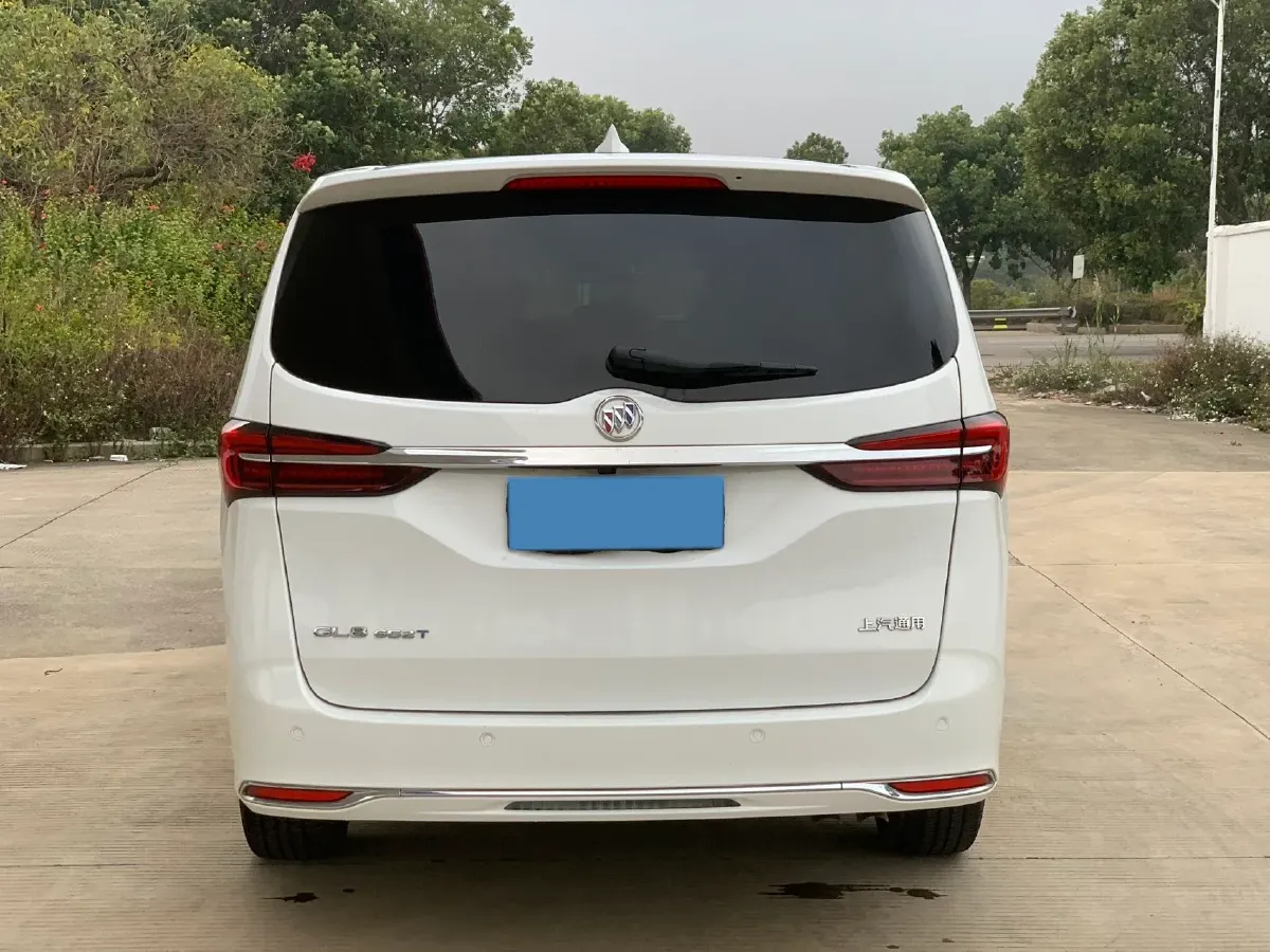 2022 Buick GL8 2.0T 237HP L4 9AT,autocango,china used car exporter,china ev exporter,chinese used car exporter,chinese used ev exporter