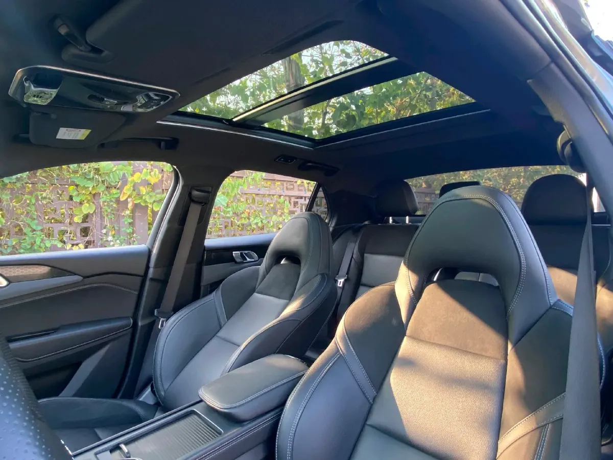 2021 LYNK&CO 03 2.0T 190HP L4 6AT,autocango,china used car exporter,china ev exporter,chinese used car exporter,chinese used ev exporter