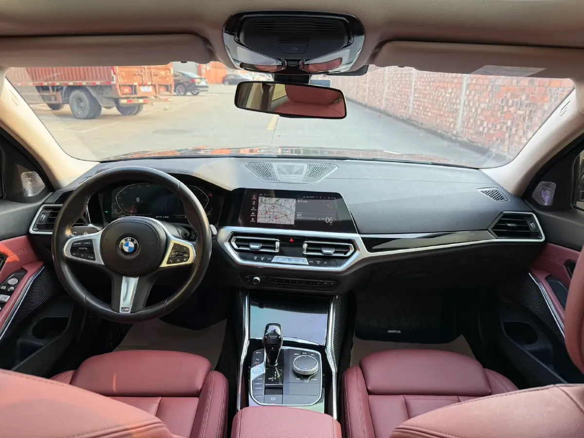 2021 BMW 3 Series 2.0T 156HP L4 8AT,autocango,china used car exporter,china ev exporter,chinese used car exporter,chinese used ev exporter