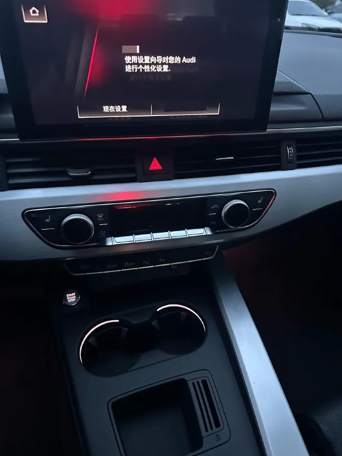 2020 Audi A4L 2.0T 190HP L4 7DCT,autocango,china used car exporter,china ev exporter,chinese used car exporter,chinese used ev exporter