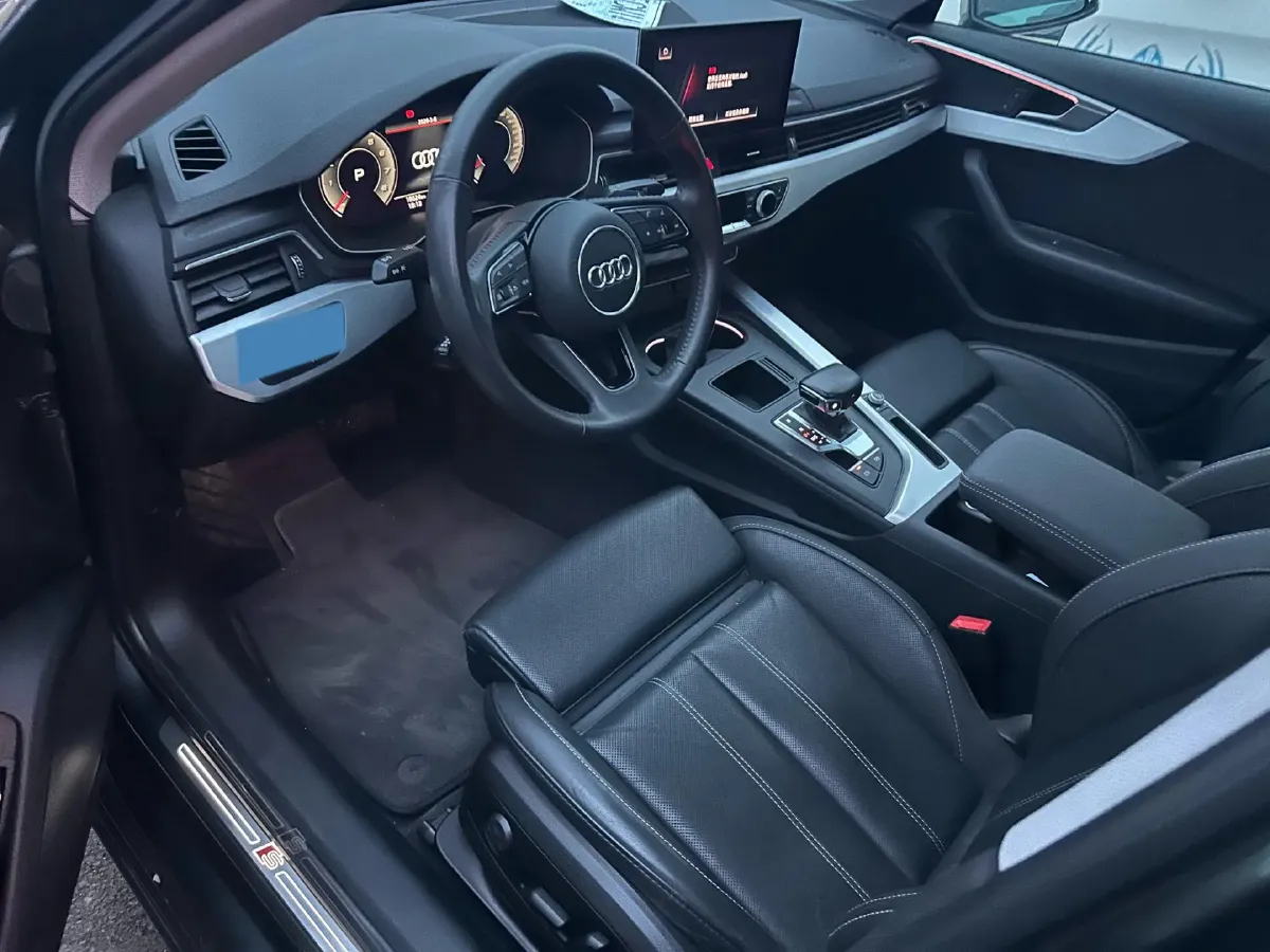 2020 Audi A4L 2.0T 190HP L4 7DCT,autocango,china used car exporter,china ev exporter,chinese used car exporter,chinese used ev exporter