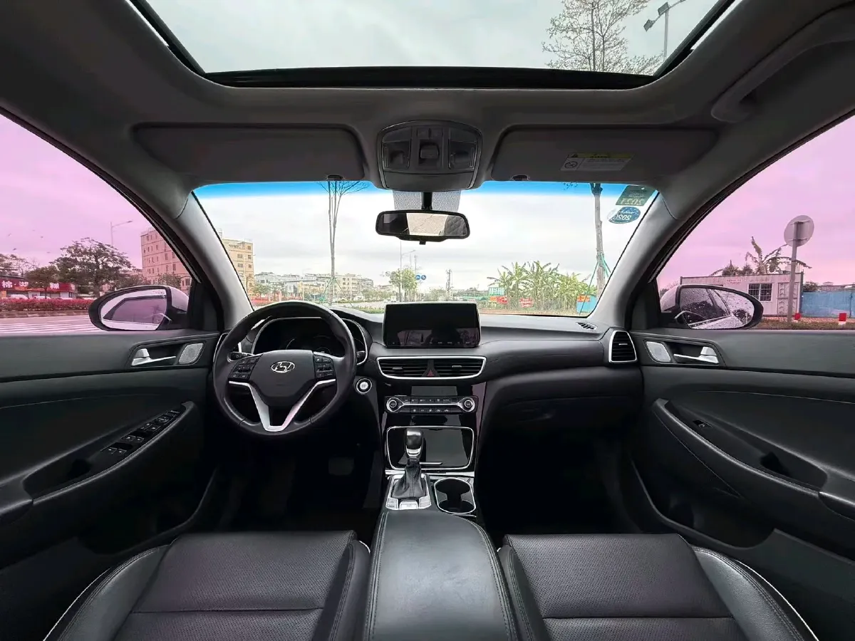 2019 Hyundai Tucson 1.6T 177HP L4 7DCT,autocango,china used car exporter,china ev exporter,chinese used car exporter,chinese used ev exporter