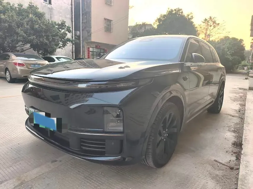 2023 Li L7 Range Extended 154HP REEV 40.9KWH,autocango,china used car exporter,china ev exporter,chinese used car exporter,chinese used ev exporter