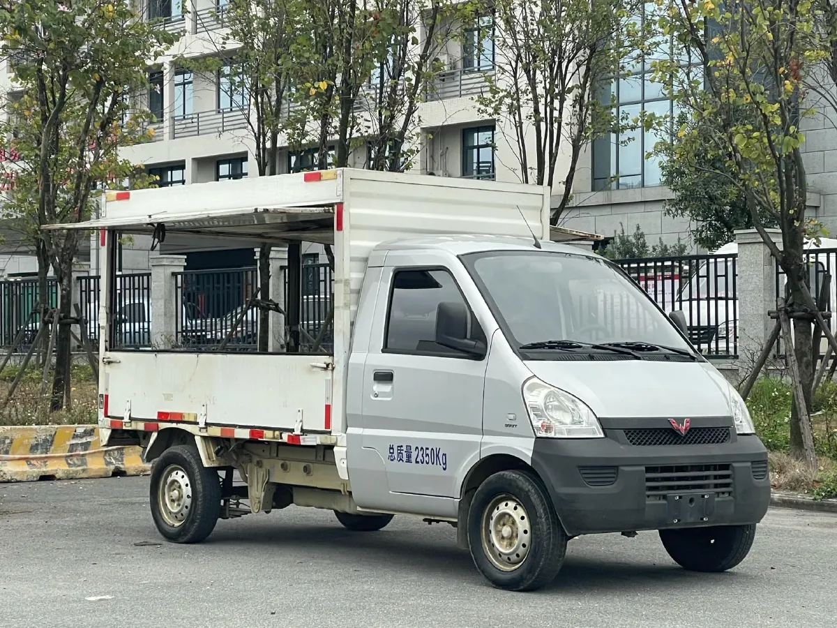 2019 WuLing RongGuang Mini Truck 1.5L 107HP L4 5MT,autocango,china used car exporter,china ev exporter,chinese used car exporter,chinese used ev exporter