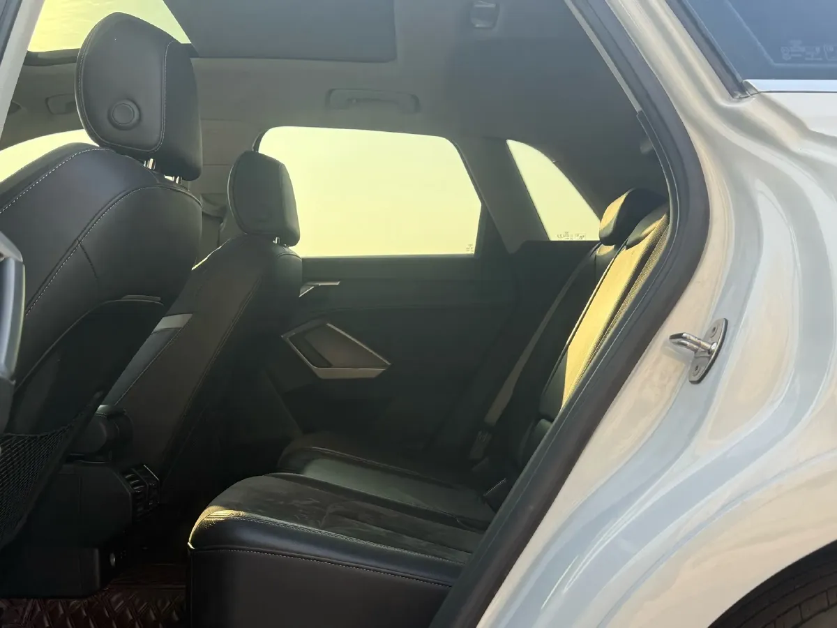 2022 Audi Q3 1.4T 150HP L4 7DCT,autocango,china used car exporter,china ev exporter,chinese used car exporter,chinese used ev exporter