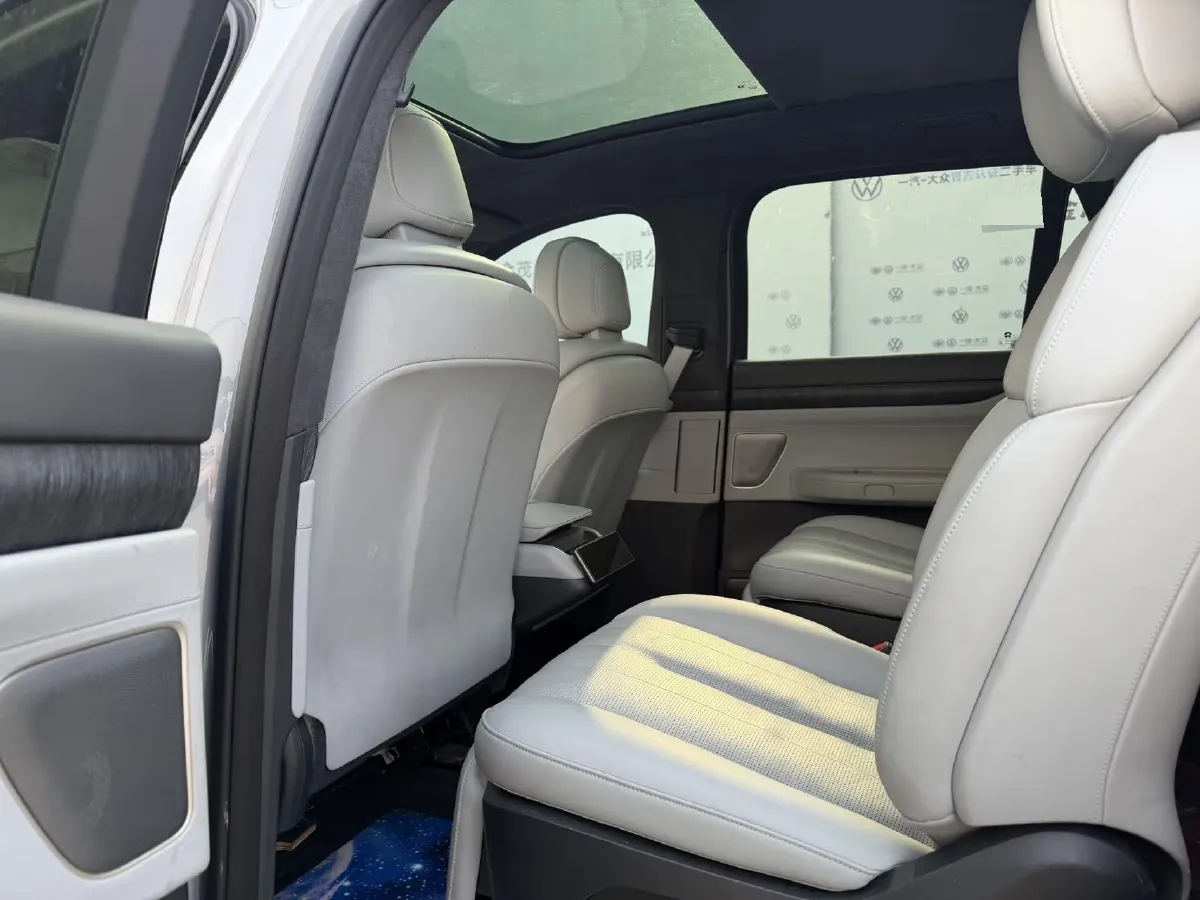 2024 NIO ES8 BEV 75KWH,autocango,china used car exporter,china ev exporter,chinese used car exporter,chinese used ev exporter