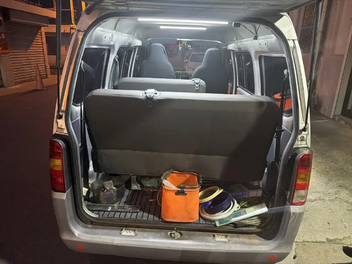 2020 WuLing ZhiGuang 1.2L 76HP L4 5MT,autocango,china used car exporter,china ev exporter,chinese used car exporter,chinese used ev exporter