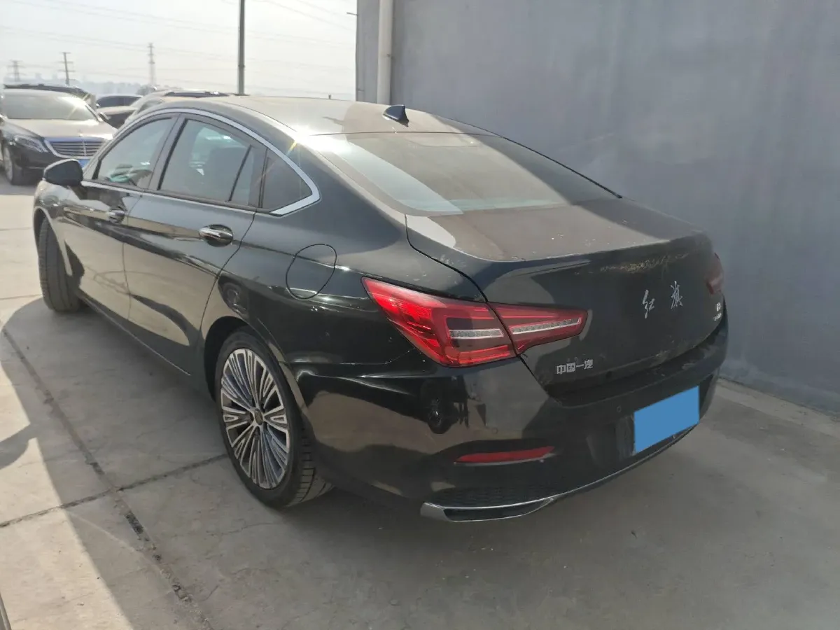 2020 HongQi H5 1.5T 169HP L4 7DCT,autocango,china used car exporter,china ev exporter,chinese used car exporter,chinese used ev exporter